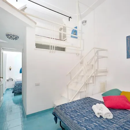 Casa Giulia アパート カプリ